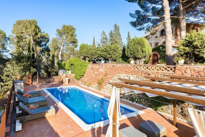 Chalet para 11 personas, con Jardín y Piscina en Provincia de Barcelona