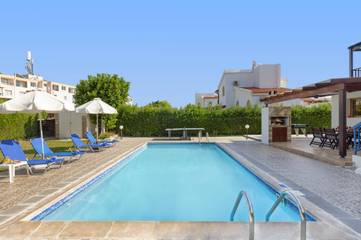 Holiday Rental for 4 People in Peyia, South Cyprus, Photo 1