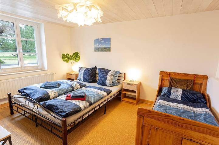 Ferienwohnung für 4 Personen, mit Garten und Terrasse in Gingst - 2