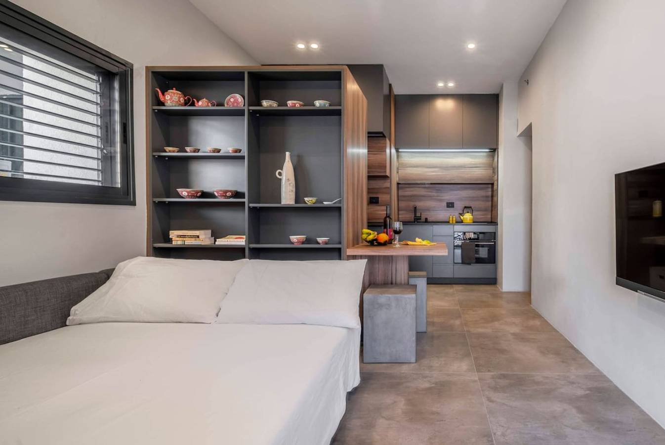 Entire apartment, Sunny Studio Near the Beach in Tel Aviv, Tel Aviv District