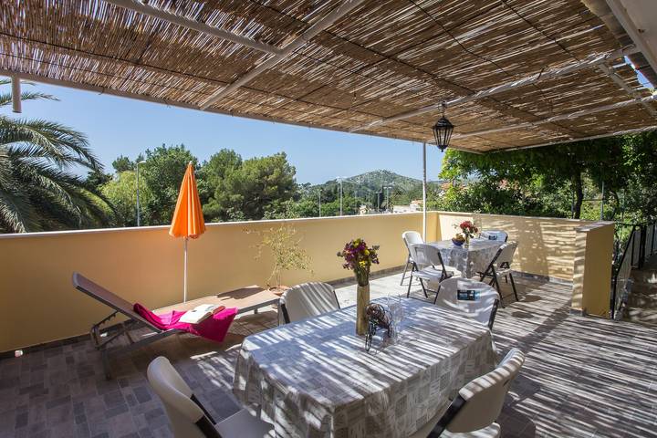 Ganze Wohnung, Ferienwohnung für 3 Personen mit Meerblick in Općina Župa dubrovačka, Dubrovnik-Neretva