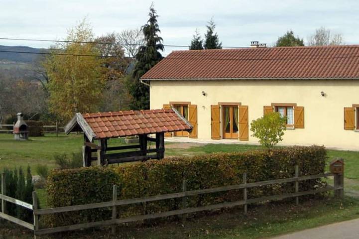 Gîte pour 6 personnes, avec Terrasse et Jardin à La Tuilière