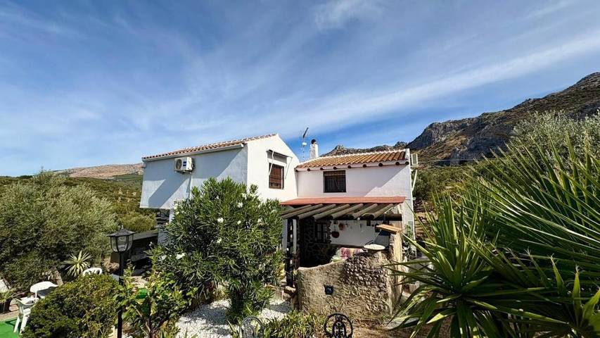 Casa rural para 6 personas, con jardín además de vistas y terraza en Antequera - 2