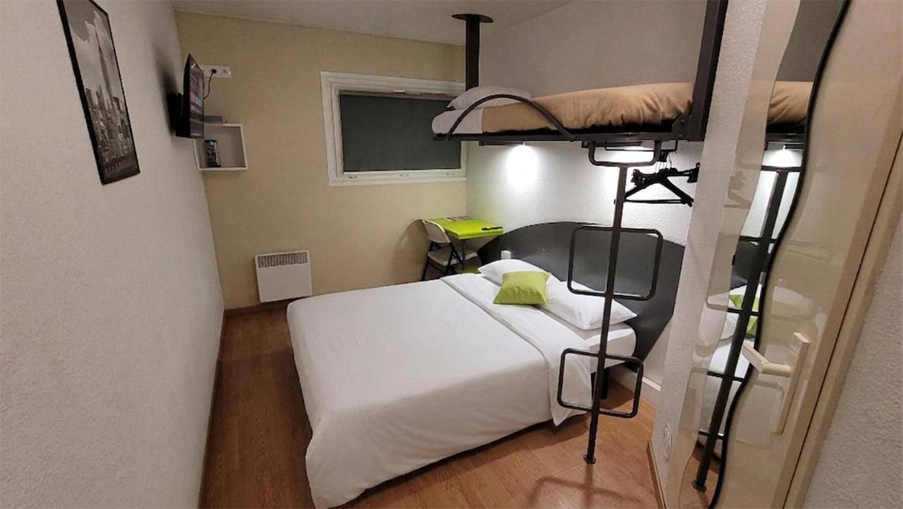 Good Night Hotel in Arques, Région de Saint-Omer
