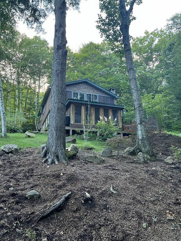 Cozy, updated 3bd home in Holderness-Squam Lake- walk to town-Ac! in Holderness, Squam Lake