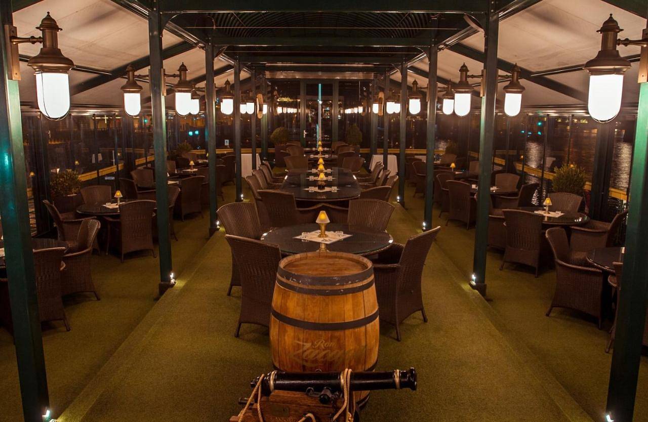 Admiral Botel in Smíchov, Prag