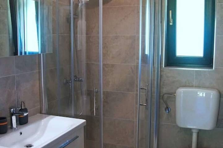 Hütte für 2 Personen, mit Garten und Terrasse in Kroatien - 4