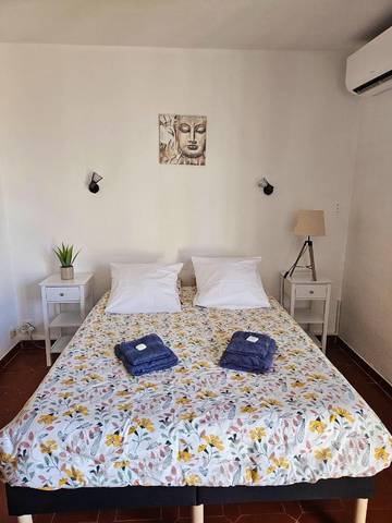 Gîte pour 2 personnes, avec vue dans Thermes de Gréoux les Bains