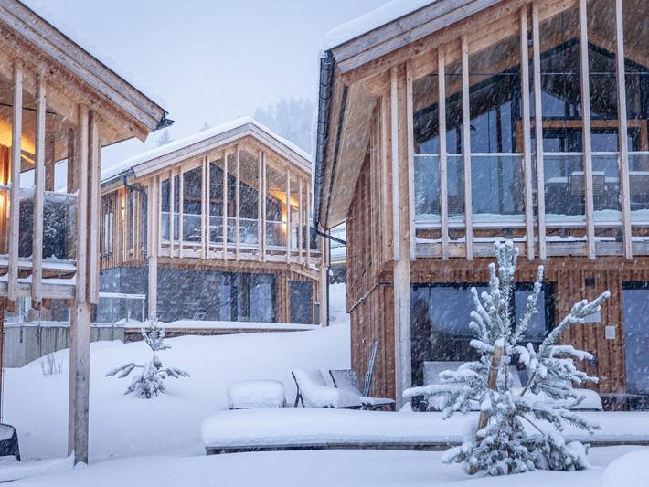 Ferienwohnung für 4 Personen, mit Balkon und Terrasse sowie Sauna in Haus