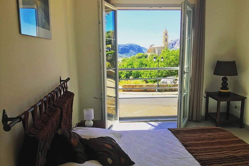 Entire apartment, Casale a Figa Bianca - Luxury T4 1st Floor Apartment - Patrimonio in Patrimonio, Calvi region