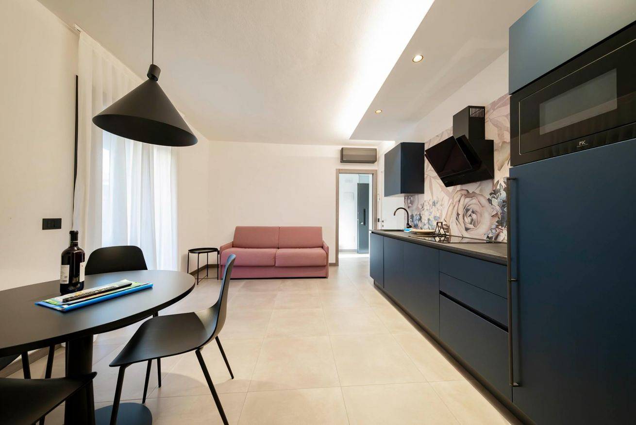 Apartamento entero, Apartmentsgarda - Residenza Garda Deluxe - B2 in Garda, Montañas Garda