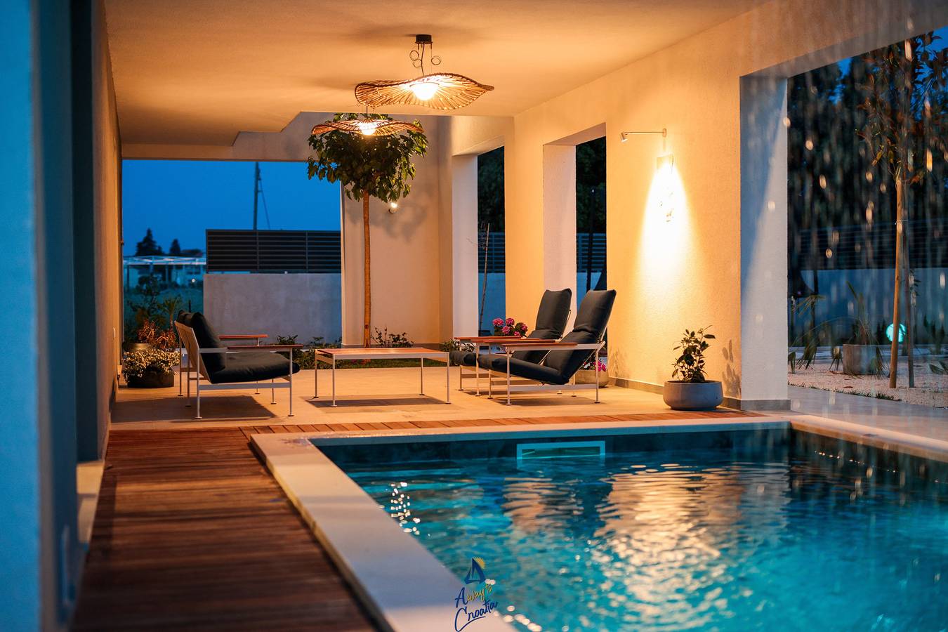 5Br/5Ba Sanctuary voor 10 personen met verwarmd zwembad, waterval en jacuzzi in Škrip, Brac