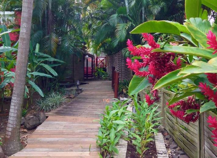 Maison d’hôte pour 2 personnes, avec vue sur le lac ainsi que jardin et vue à Deshaies - 4