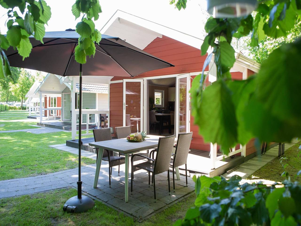 Lodge in Brabant mit überdachter Terrasse in Oirschot, Nordbrabant