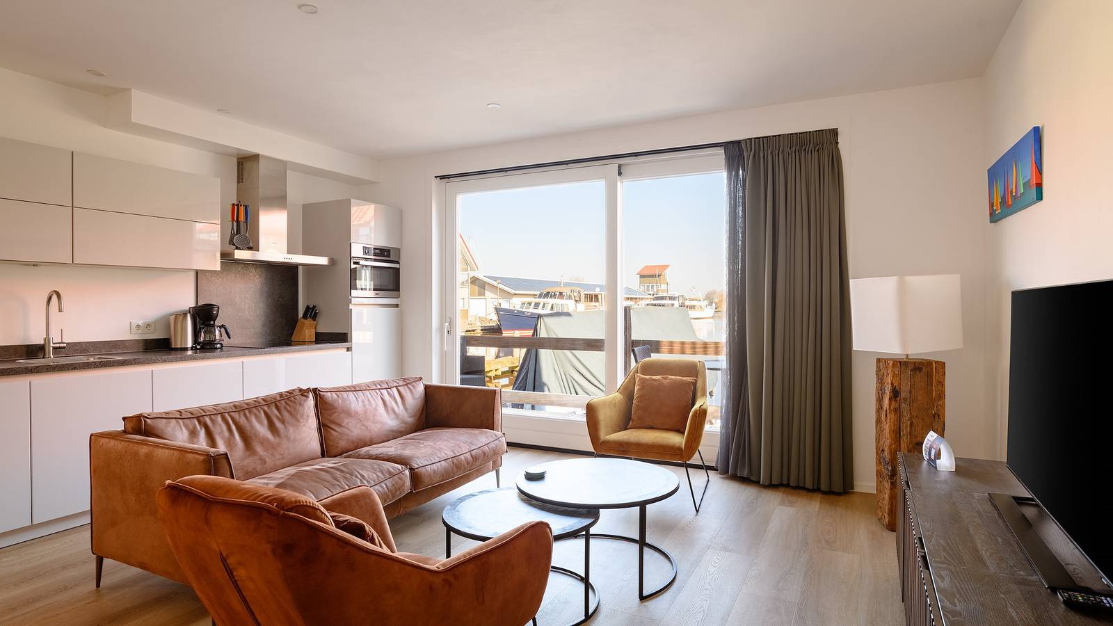 Summio Terherne — Ferienwohnung Havenzicht 4 in Friesland