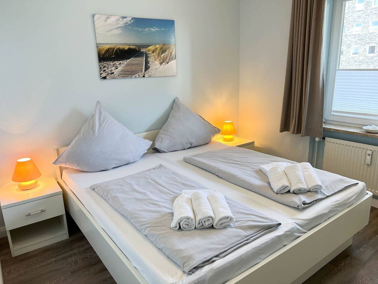 Ganze Wohnung, Ferienwohnung für 2 Personen auf der Sonnenseite von Büsum! in Hauptstrand Büsum, Dithmarschen