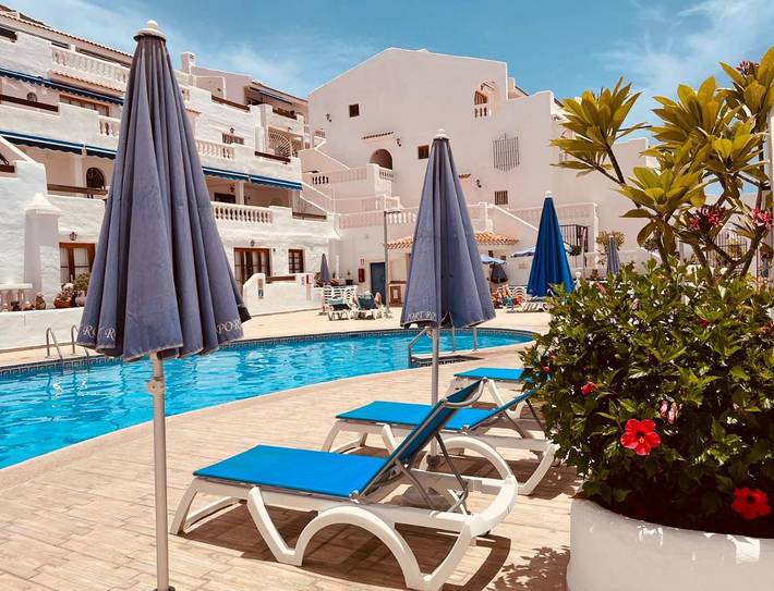 Apartahotel para 2 personas, con Terraza y Piscina en Los Cristianos