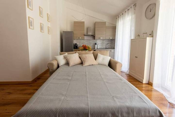 Appartamento intero, Alloggio Turistico Flavia in Anzio, Provincia di Roma