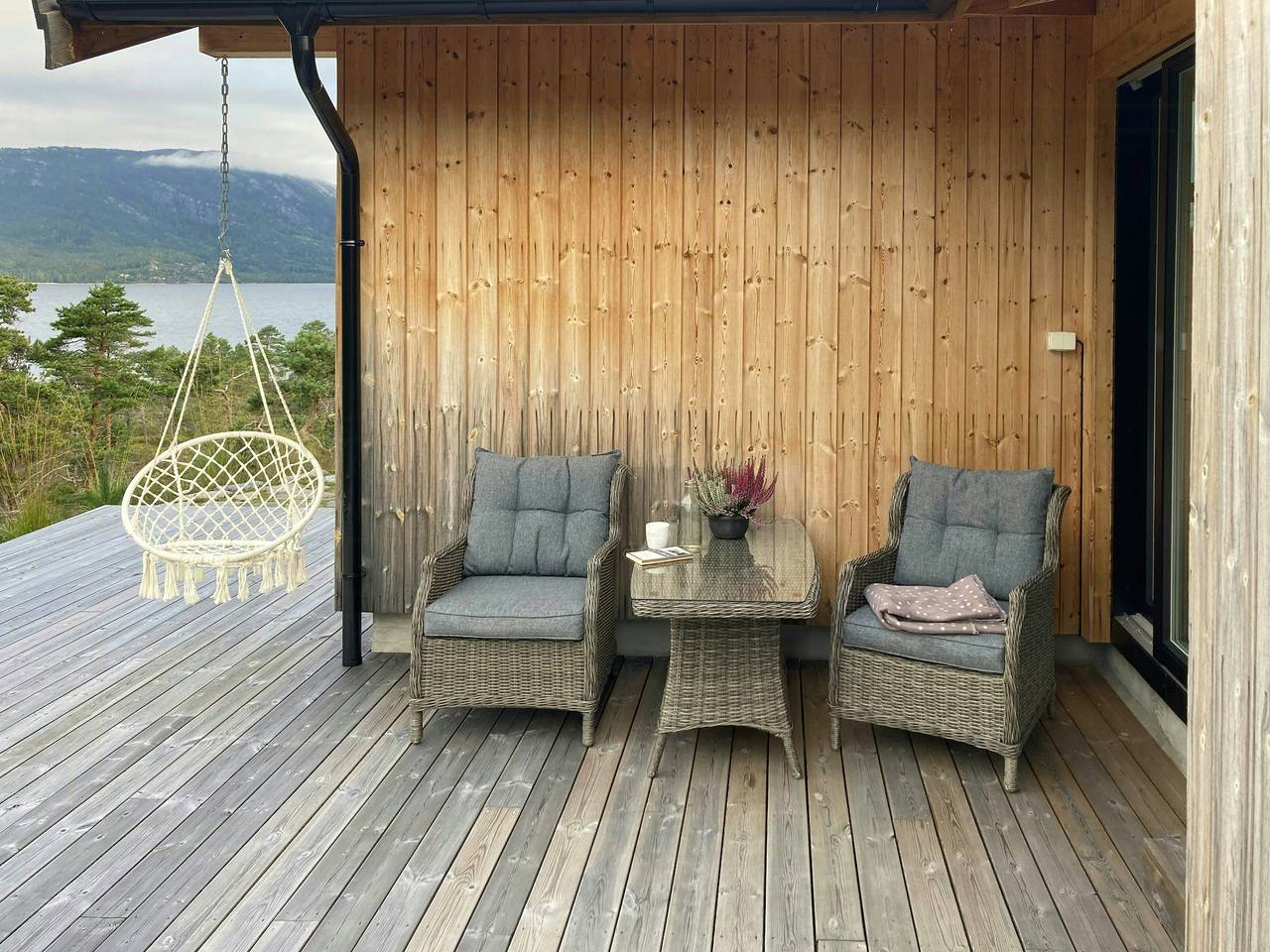 Moderne Hütte mit Panoramablick bei Gautefall in Nissedal