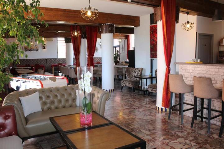 Hôtel pour 2 personnes, avec terrasse et jardin à Châteauneuf-les-Martigues - 3