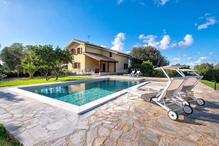 Villa per 10 persone, con Balcone e Terrazza nonché Piscina e Panorama a Olmedo
