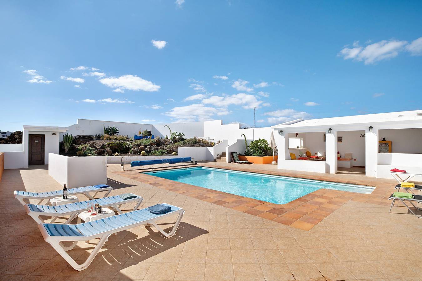 Casa Sol Y Mar: Vistas al mar, piscina privada y Wi-Fi en Lanzarote in Tías, Lanzarote