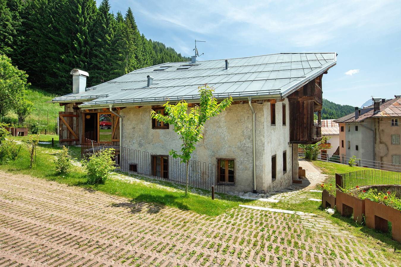 Chalet 'Cedä M House' with Mountain View, Shared Terrace and Wi-Fi in Comelico Superiore, Karnischer Hauptkamm