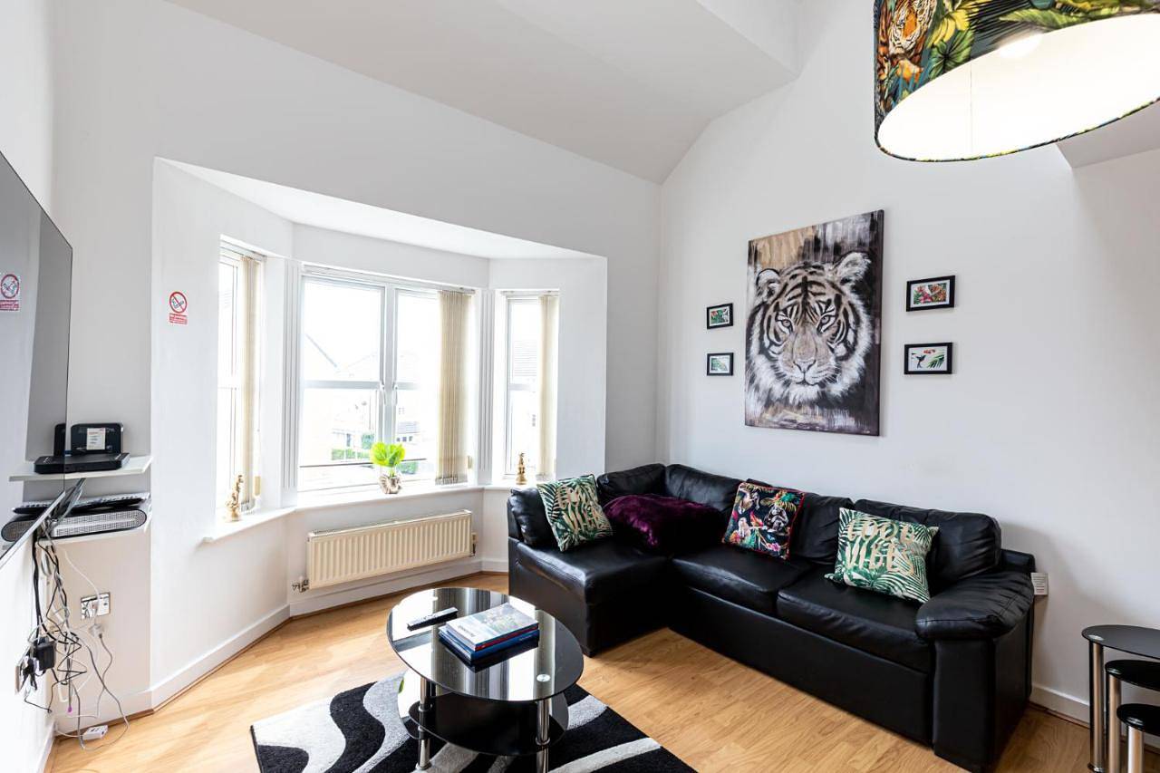 Entire apartment, Three-Bedroom Apartment in Warrington, Cheshire