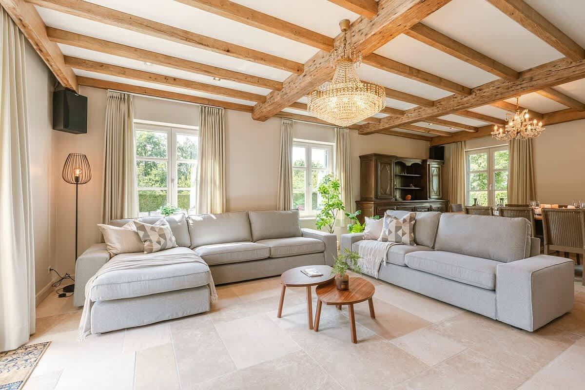 Secluded estate | Pond & terrace, 30 mins to Bruges in Provincia de Flandes Occidental