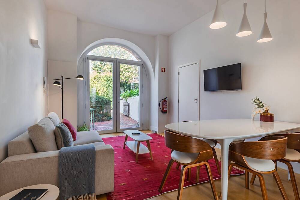 Holiday apartment in Lisbon from £116 per night
