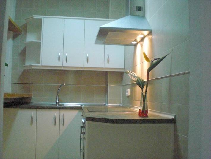 Ferienwohnung für 2 Personen, mit Balkon und Terrasse sowie Garten in Platja es Figueral - 3