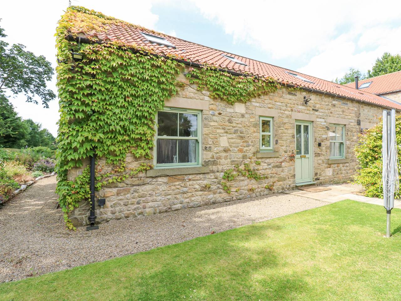 Summer Farm Cottage in North Yorkshire