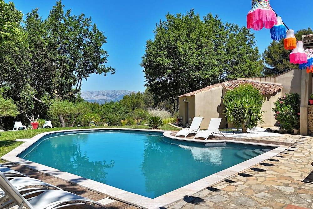 Appartement entier, L'évasion Provençale - Piscine & Nature in Trets, Côte méditerranéenne (France)