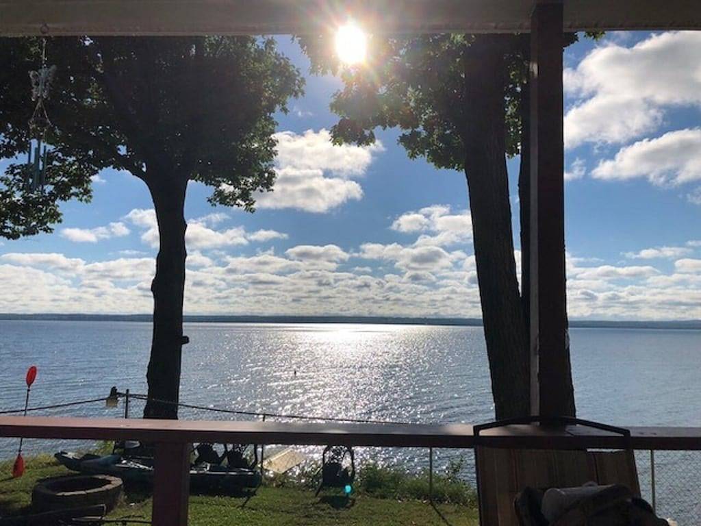 August-September-Rabatt im Herzen des Weinlandes! Wein schlürfen, baden, entspannen in Seneca Lake