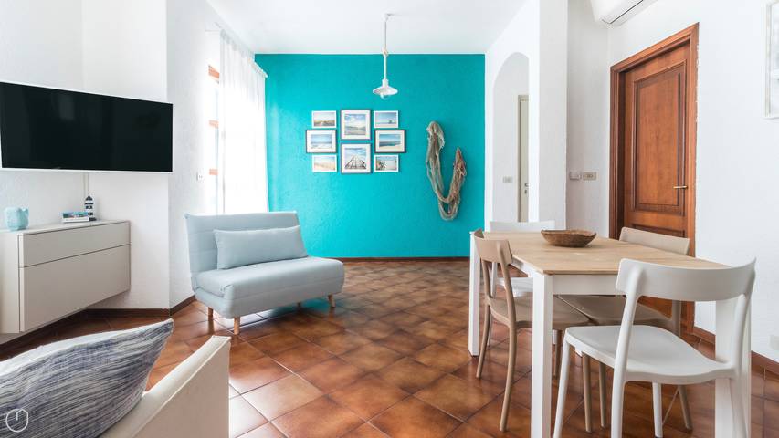 Ferienwohnung für 5 Personen, mit Balkon und Terrasse sowie Pool in Finale Ligure Gemeinde - 2