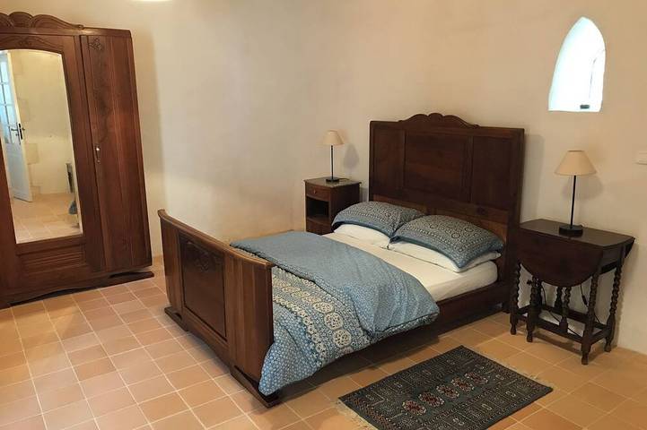 Gîte pour 12 personnes, avec piscine à Chapdeuil - 3