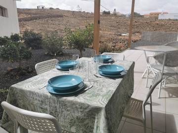 Gîte pour 3 personnes, avec jardin et vue à Villaverde