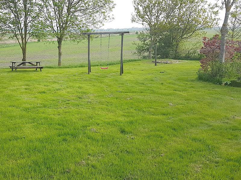Ganze Ferienwohnung, Haus Hemenswarft - Wohnung Norderoog direkt am Deich in Emmelsbüll-Horsbüll, Nordfriesland