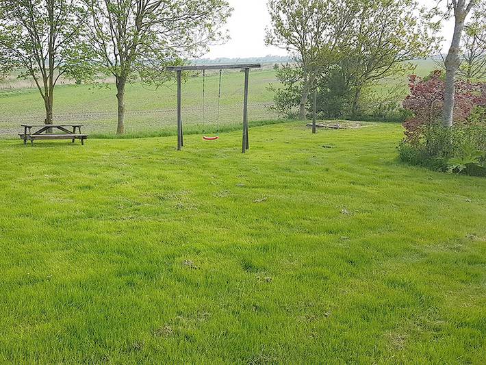 Ganze Ferienwohnung, Haus Hemenswarft - Wohnung Norderoog direkt am Deich in Emmelsbüll-Horsbüll, Nordfriesland