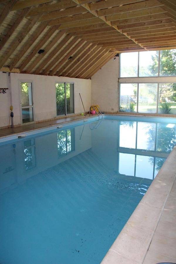 Casa de vacaciones para 8 personas, con vistas además de jardín y piscina, Se admiten mascotas - 1