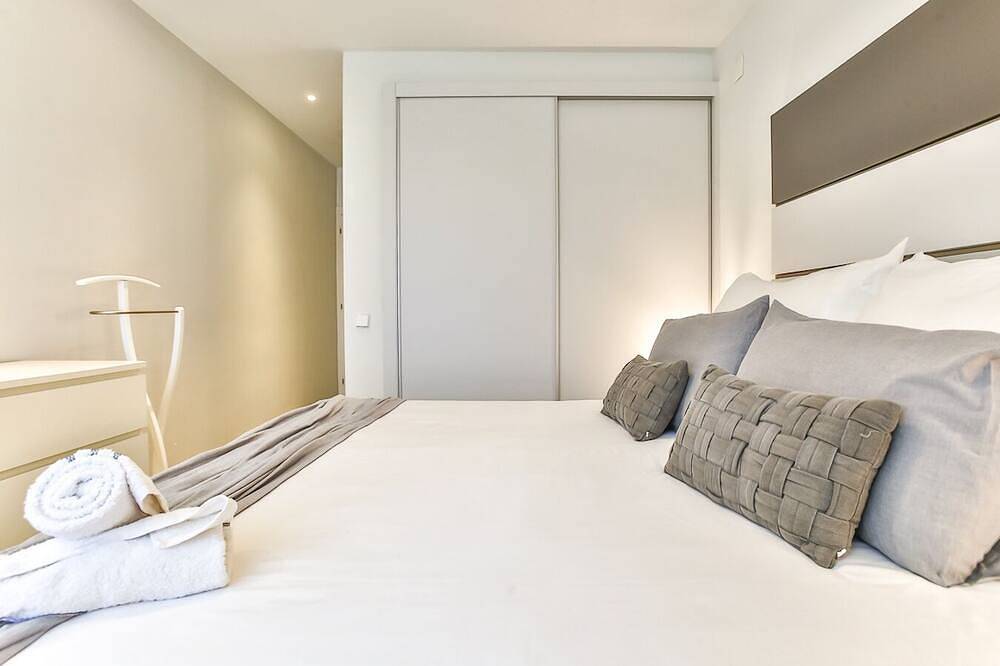 Entire apartment, Magnificent Apartment In First Line Of Sea. in Calafell, Costa Dorada