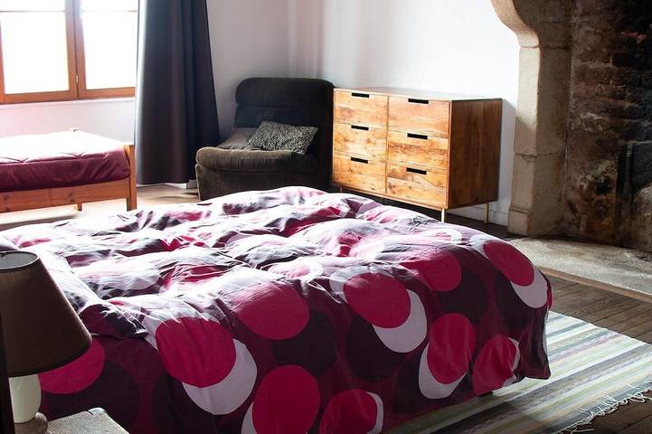 Location de vacances pour 6 personnes, avec Jardin dans Montcenis