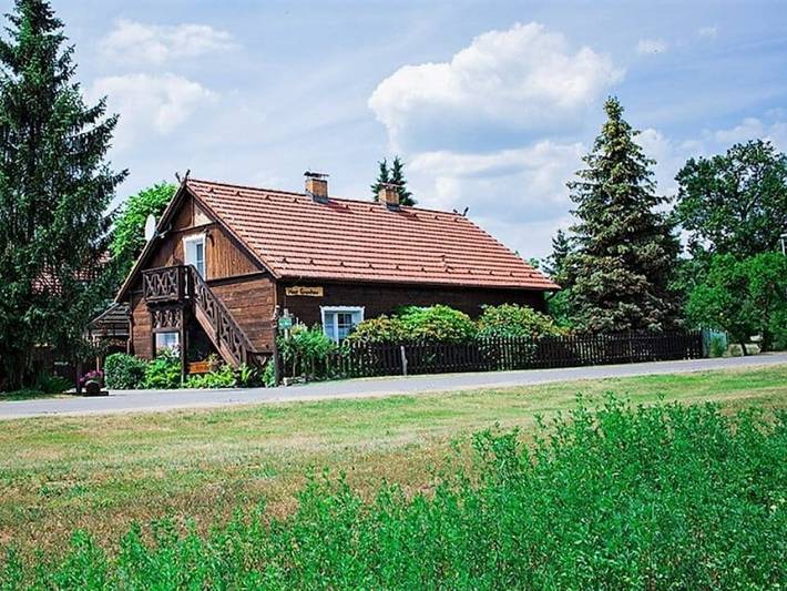 Ferienhaus für 5 Personen, mit Terrasse und Garten sowie Sauna in Byhleguhre