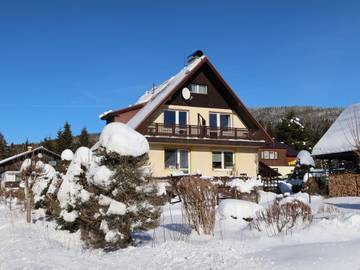 Ferienwohnung für 8 Personen, mit Garten und Terrasse, mit Haustier in Harrachov