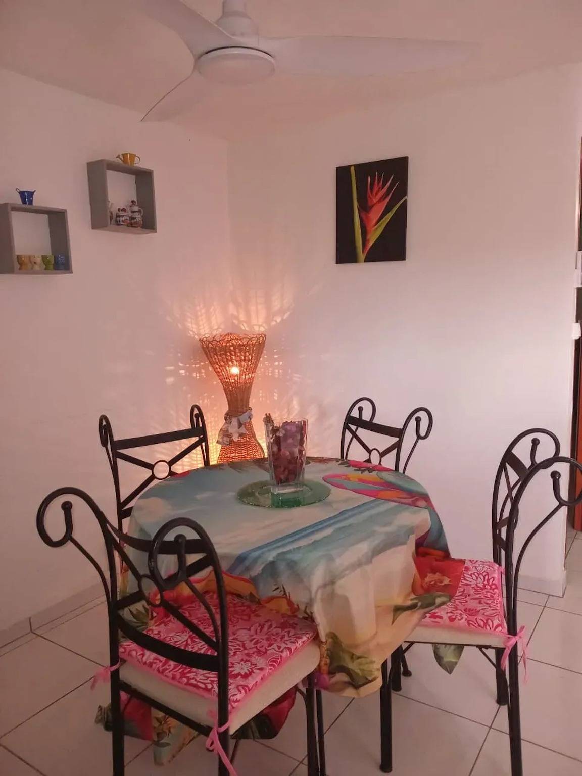 Apartamento entero, Apartamento luminoso Sainte‑Anne 36 m², jardín in Sainte-Anne, Guadalupe