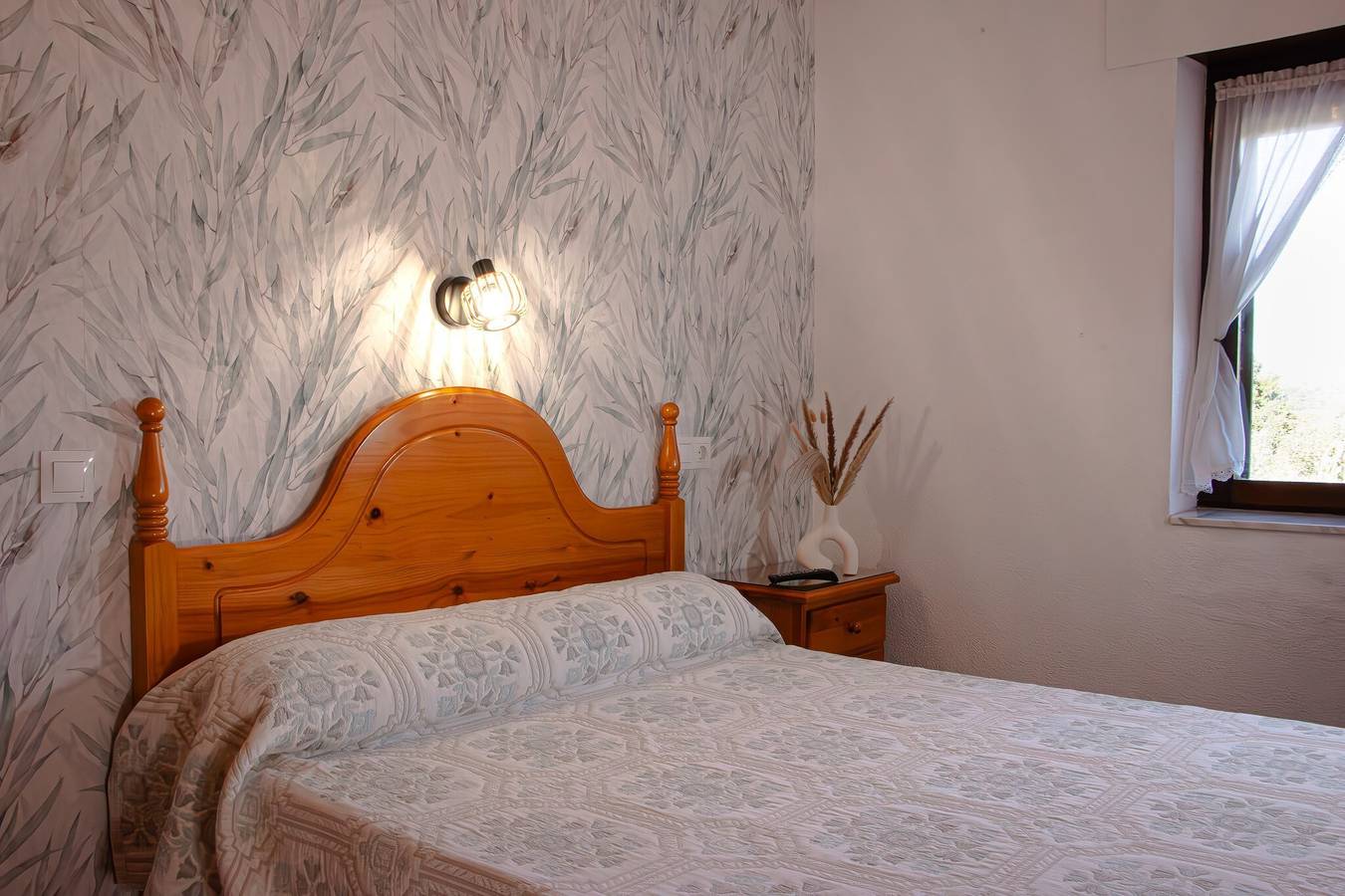 Cosma House Bed and Breakfast Hab4 in Hinojedo, Suances