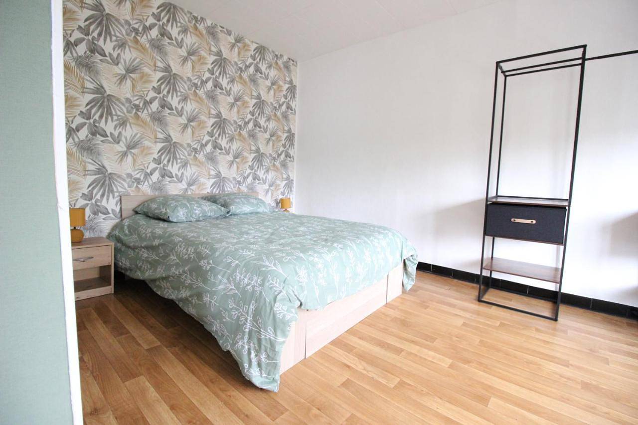 Appartement entier, Three-Bedroom Apartment in Thierville-sur-Meuse, Verdun