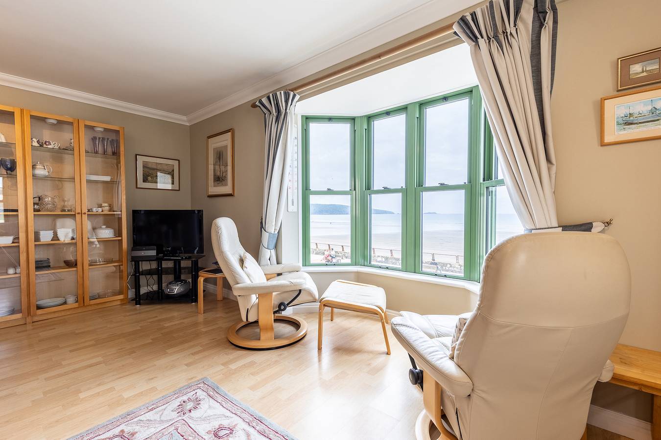 Entire holiday apartment, 19 St Brides Bay in Broad Haven, Pembrokeshire