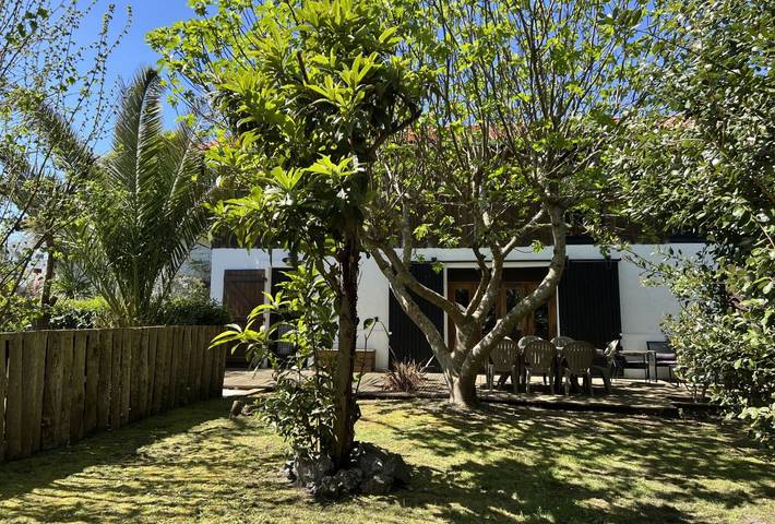 Gîte pour 8 personnes, avec jardin et terrasse, animaux acceptés