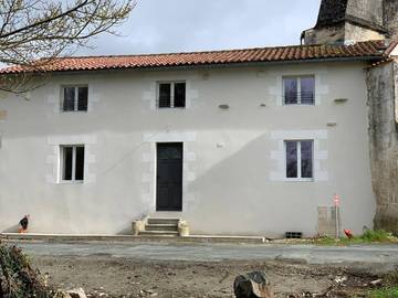 Gîte pour 6 personnes, avec terrasse à Cabariot